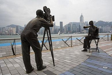 PC游戏秀：卡牌构建肉鸽游戏《氮气小子》预告片